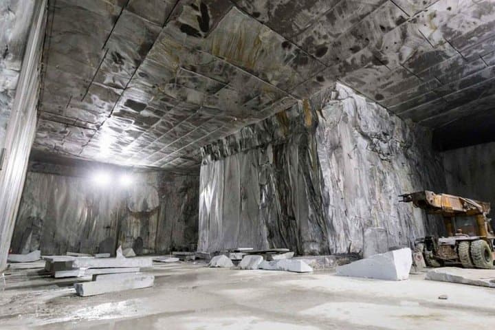 Carrara's Marble Quarries Tour & Light Lunch + Lardo PGI
