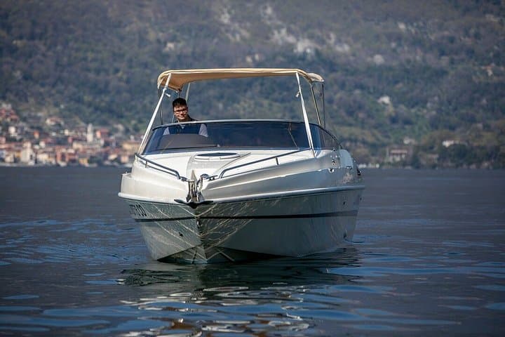 Private boat tour with skipper