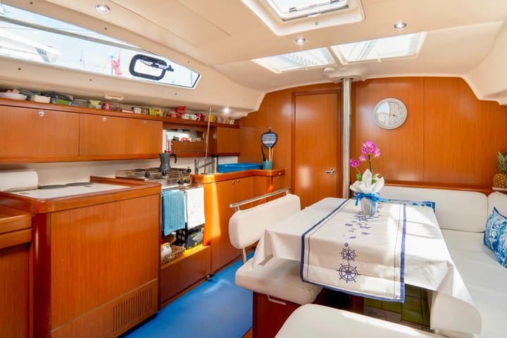 Sailing Tour Tavolara and Molara | From San Teodoro