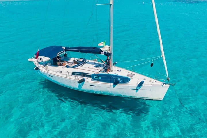 Sailing Tour Tavolara and Molara | From San Teodoro