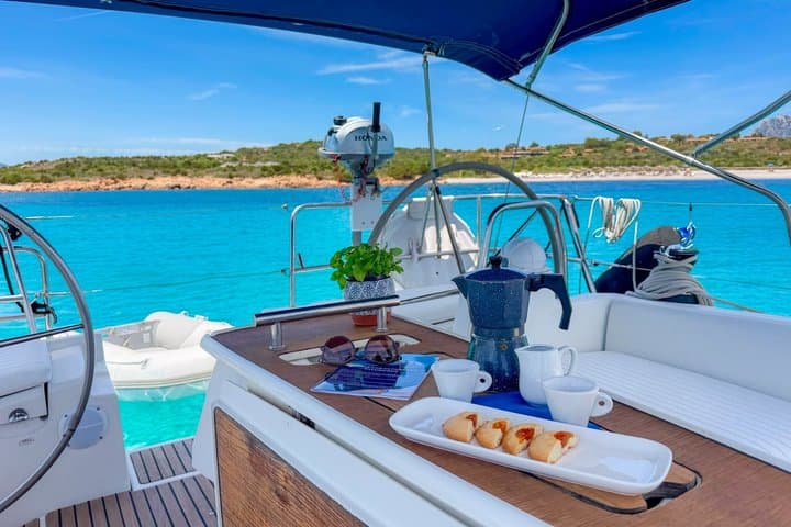 Sailing Tour Tavolara and Molara | From San Teodoro