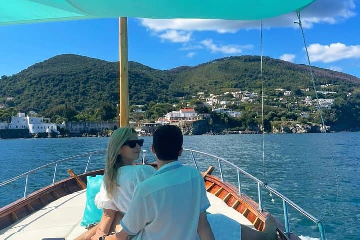 Private Half-Day Boat Tour of Ischia or Procida