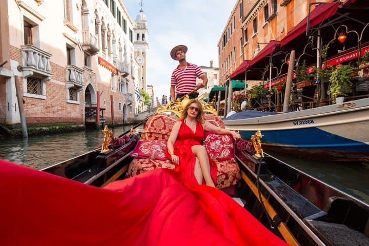 Venice Flying Dress Photoshoot
