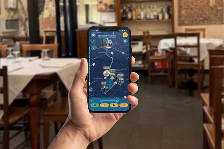 Bologna Academic History GPS App Walking Tour Mobile Game
