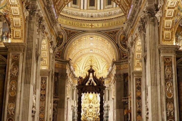 St. Peters Basilica Privilege Entrance with Free Audio Guide