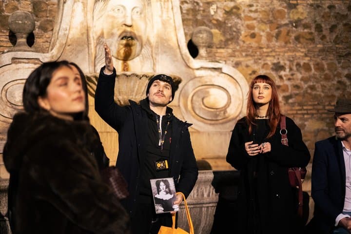 Rome Night Walking Tour: Ghosts, Legends & Haunted Rome
