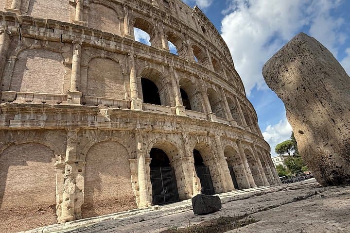 Dream Tour Colosseum History Legends and Secrets (semi-private)