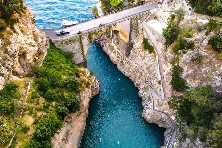 Rome to the Beauty of the Amalfi Coast in One Day