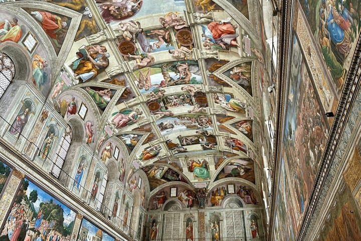 Vatical Museums & Sistine Chapel Skip-the-Line Fast-Track Ticket