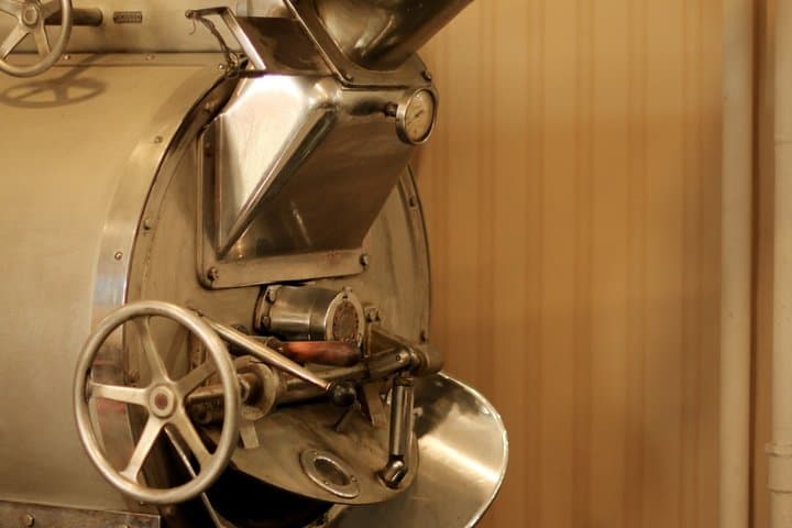 Italian Coffee Culture Experience and Sweets at Local Roman Cafe