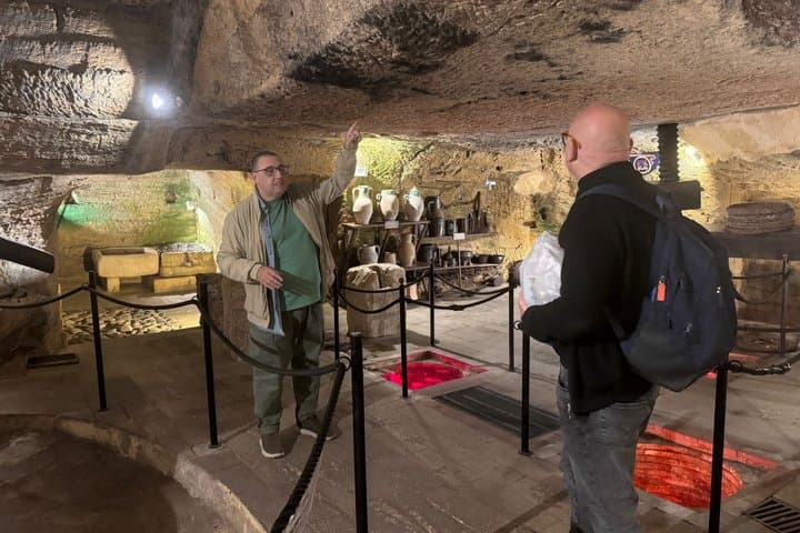 Underground Olive Mill Tour in Gallipoli with Food Tastings
