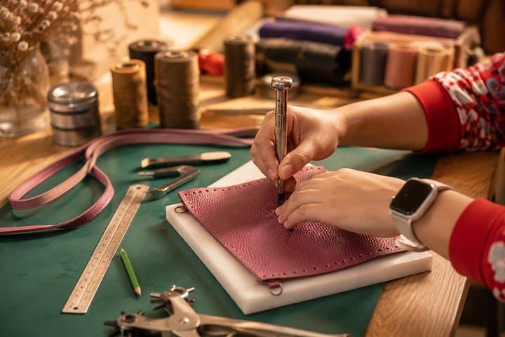 Create Your Own Leather Souvenir with Local Artisan in Rome