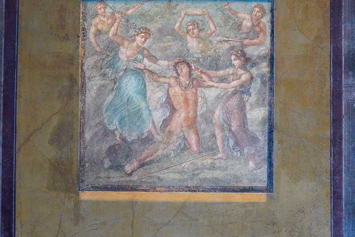 Pompeii Skip-the-Line Entrance & Guided Tour with an Archeologist