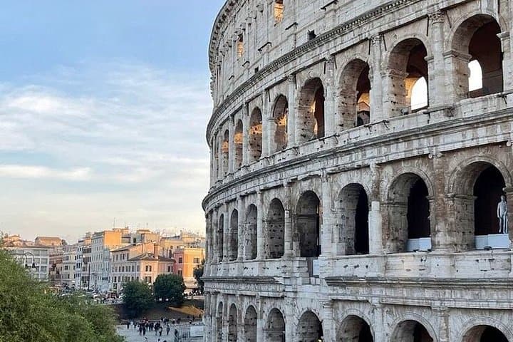 Tour by Cart Rome : Private VIP Golf Cart Tour in Rome