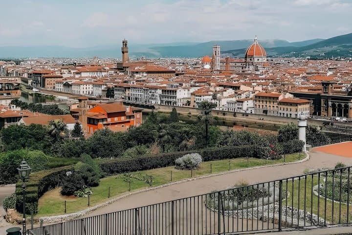 Caddy Tour in the Hills Above Florence and in Fiesole With Guide
