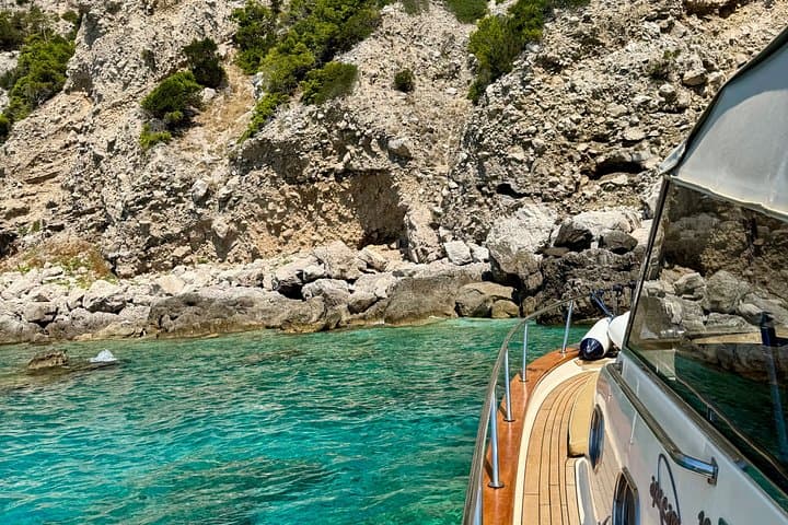 Private Day Boat Trip to Capri and Blue Grotto from Positano