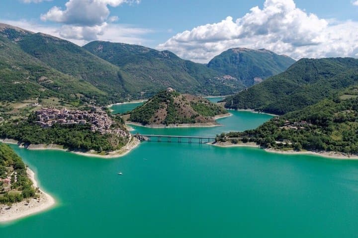 Countryside Tour of Tivoli Subiaco and Lago del Turano