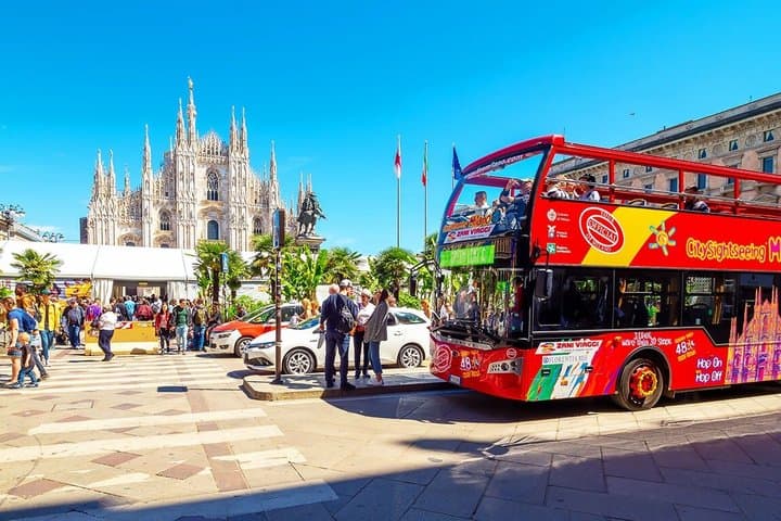Duomo Cathedral, Navigli Canal Cruise & 24-Hour Transport
