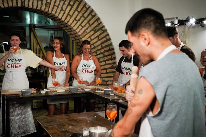 Rome: 3 Spritz Cocktails & Fresh Pasta Cooking Class
