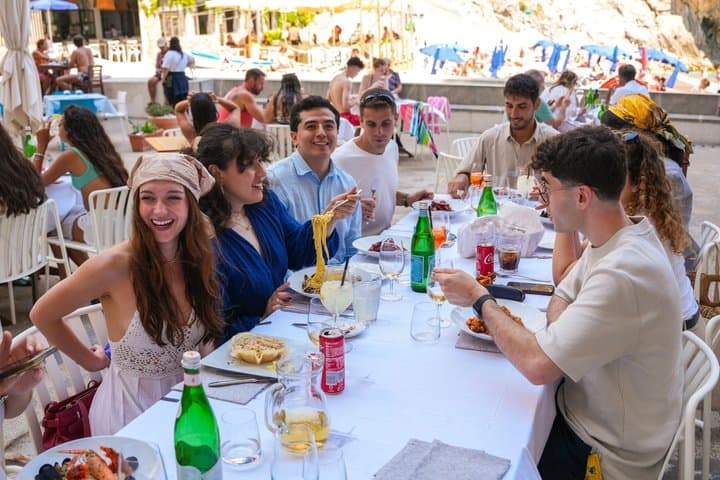 Day trip to Amalfi Positano and Villa Rufolo From Rome with Lunch