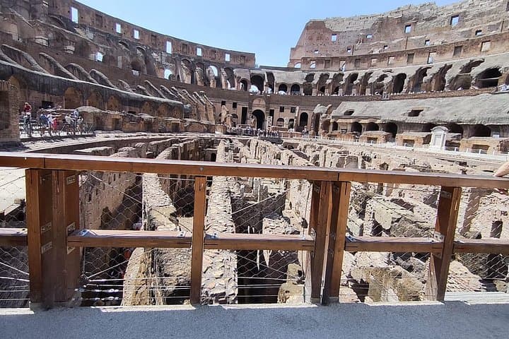 Colosseum Tour with the Arena Floor Forum and Palatine