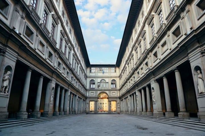 Florence Attraction Pass with Uffizi, Accademia & Hop On Hop Off