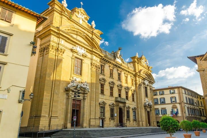 Florence Attraction Pass with Uffizi, Accademia & Hop On Hop Off