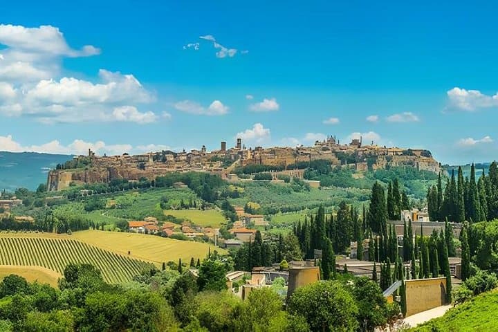 from Rome Montepulciano and Montalcino, the Wine Routes