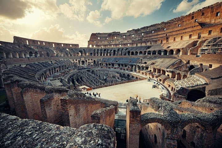 Golden Hour in Rome Colosseum and Trevi Fountain Experience