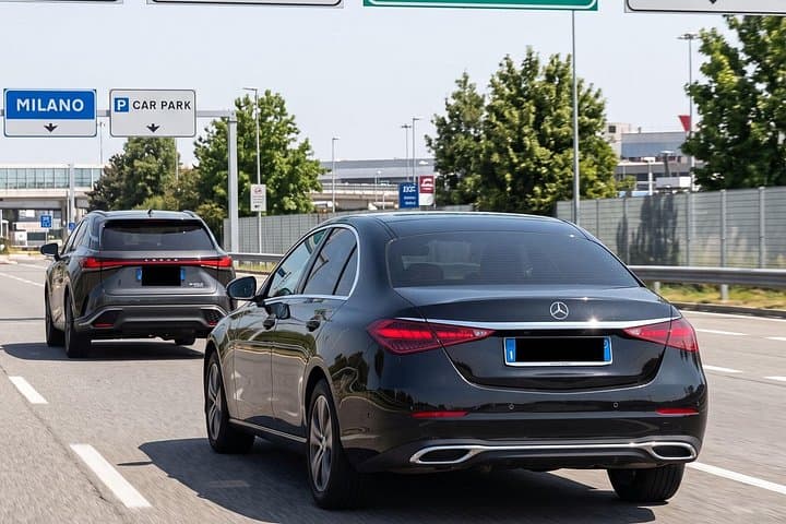 Florence: Private Transfer to/from Malpensa Airport or Milan