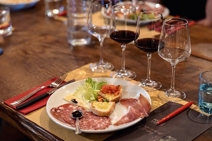 Tuscany in One Day: Pisa, Siena, San Gimignano & Chianti Lunch