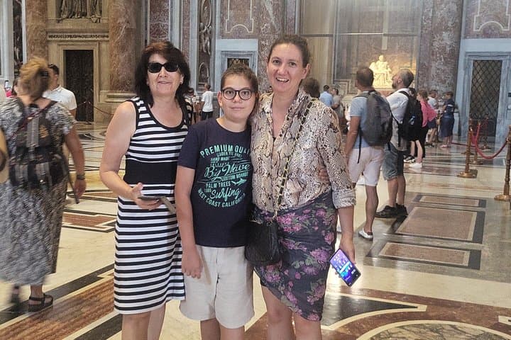 St. Peter Basilica Tour with Expert Guide and Optional Dome
