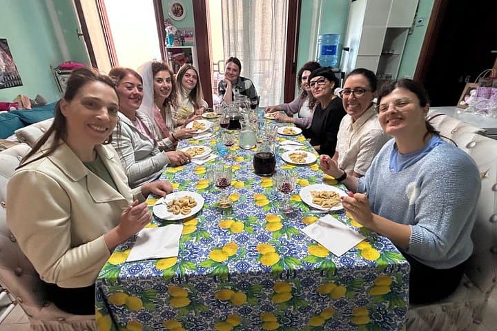 Traditional cooking class with tortellini, gnocchi, tagliatelle