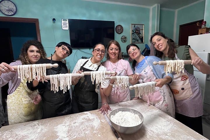Traditional cooking class with tortellini, gnocchi, tagliatelle