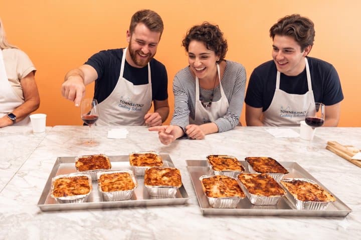 Florence Cooking Class: Lasagna, Tiramisu & Market or Pasta Class