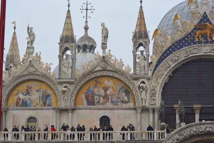 Guided Tour of St. Mark's Basilica with Terrace and Museum