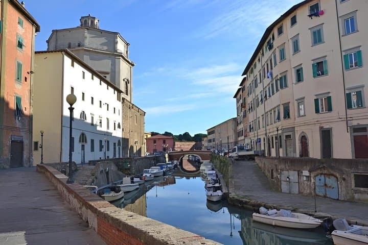 Secret Livorno: Walking Journey with History, Canals, and Legends