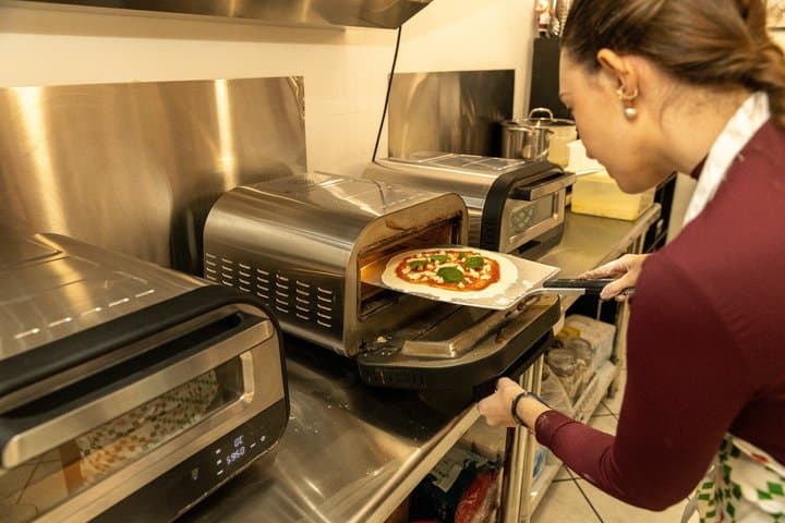 Rome Cooking Class: Hands-On Pizza Making & 3 Spritz Cocktails