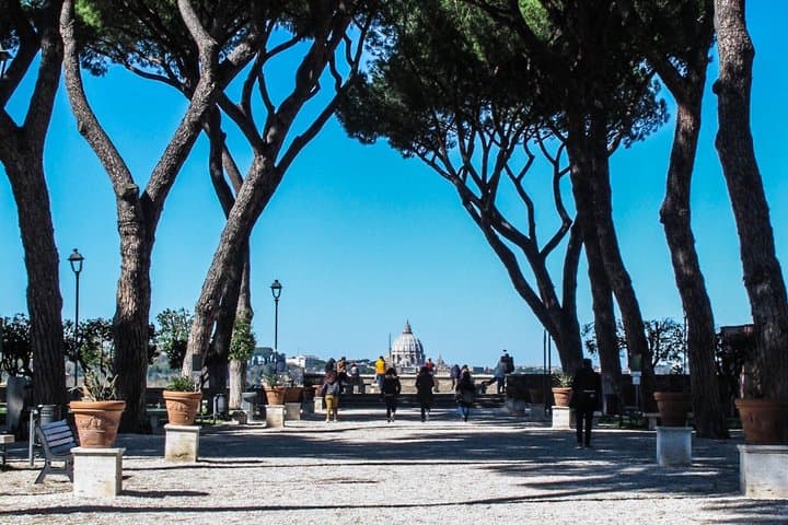 Rome: Private Golf Cart Tour with Gelato Stop