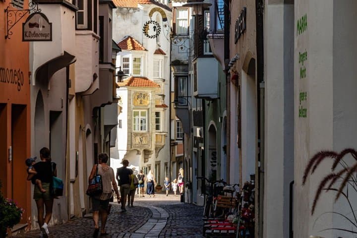 Bolzano Scavenger Hunt & Highlights Self-Guided Walking Tour