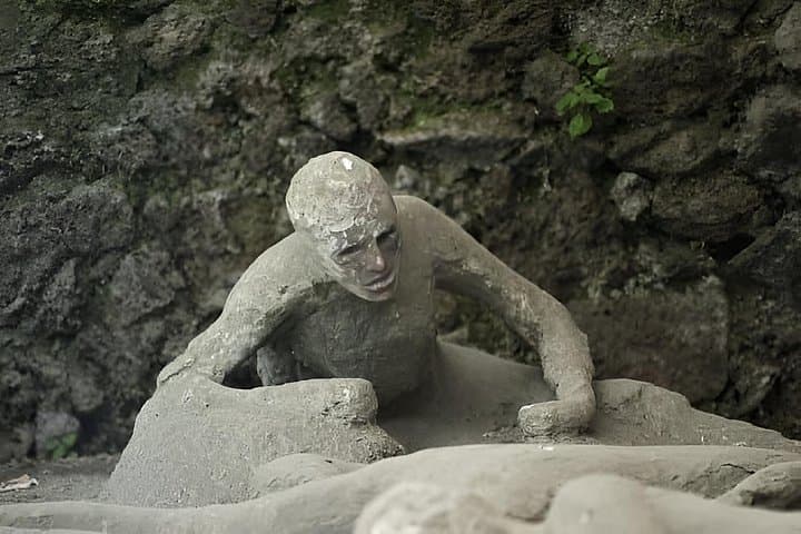 Pompeii Private Tour with Archaeologist and Skip the Line Access