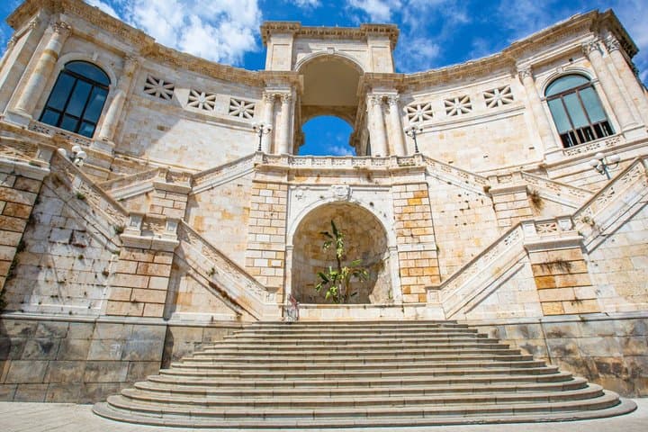 Cagliari Scavenger Hunt & Highlights Self-Guided Walking Tour