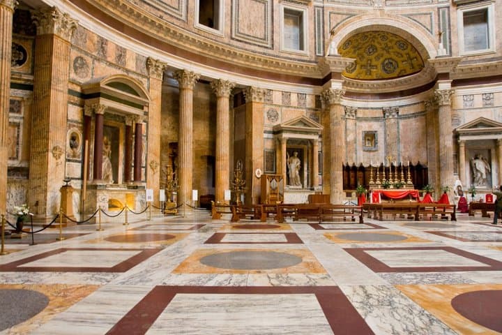 Rome Essentials Pass with Colosseum, Vatican, Pantheon & tour