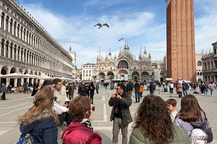 San Marco to Rialto Walking Tour & Spritz Like a Local