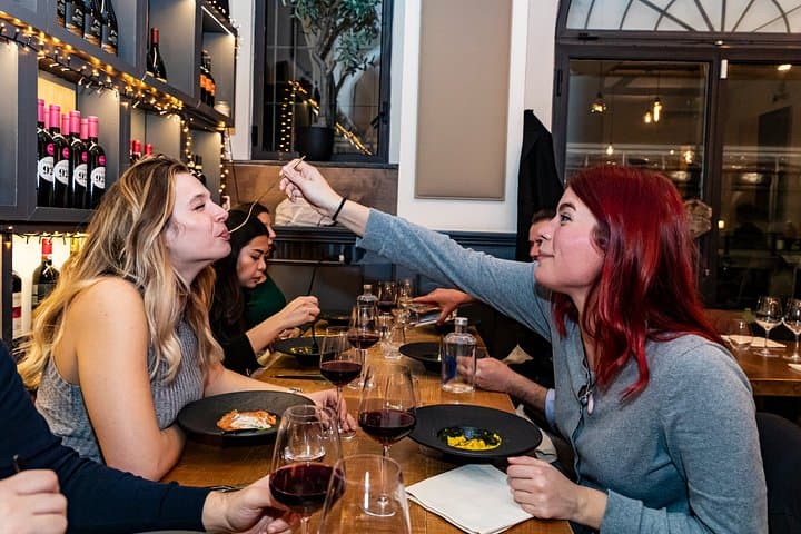 Milan Navigli Food and Drinks Tour with Aperitivo