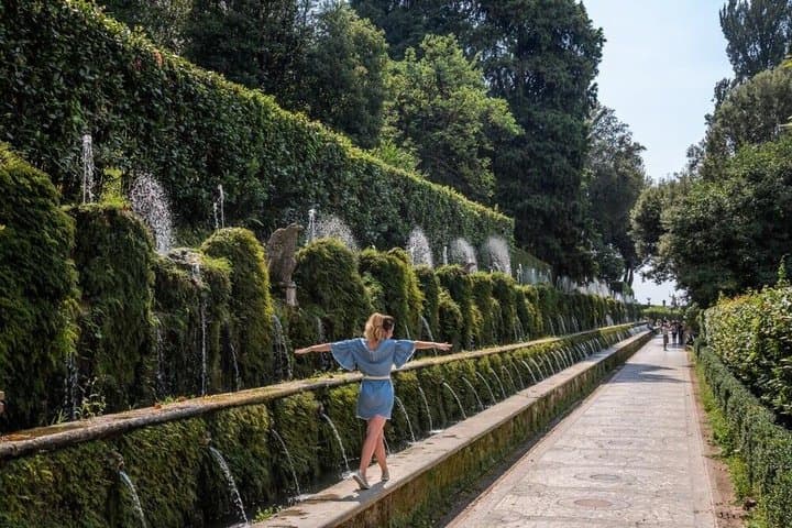 Tivoli Villas Day Trip from Rome in Hadrian Villa and Villa dEste