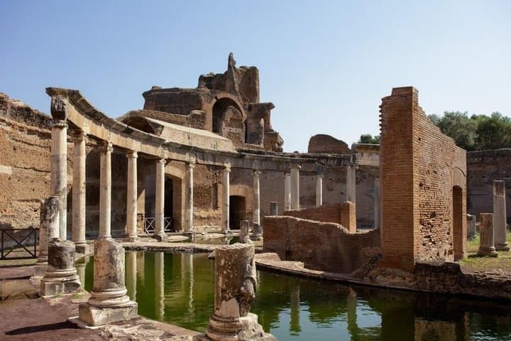 Tivoli Villas Day Trip from Rome in Hadrian Villa and Villa dEste