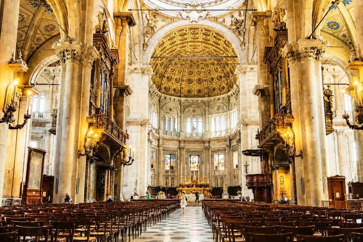 From Milan: Lake Como, Bellagio & Lugano Trip with Scenic Cruise