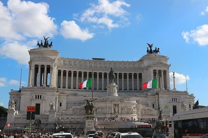 Rome : Access to the Panoramic Terrace of the Altar of the Fatherland