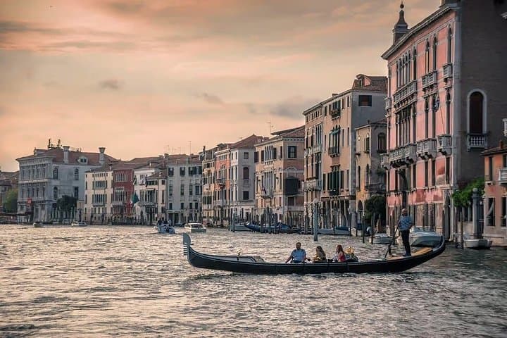 Grand Canal Gondola Ride with Storytelling & Gondola Gallery™